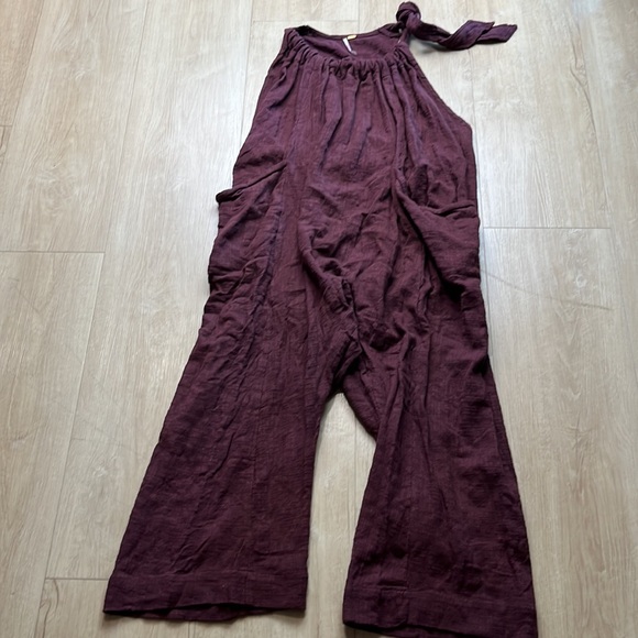 Free People Henriette Sleeveless Tie Waist Jumpsuit In Rum Raisin SMALL 1126 - Picture 5 of 8